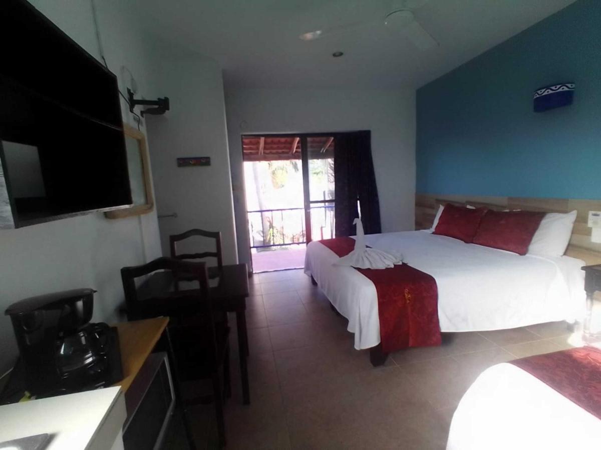 Hotel Acuario Playa Del Carmen Eksteriør billede