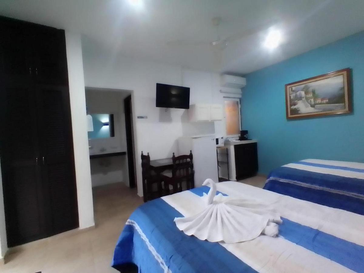 Hotel Acuario Playa Del Carmen Værelse billede